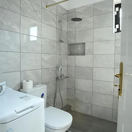 άνετο για 4 με θέα Apartment
